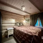 Log In With In Out, Sauna And View בית נופש *